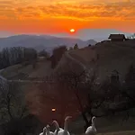 Boutique Farm Hrovat Daire *