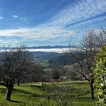 Boutique Farm Hrovat