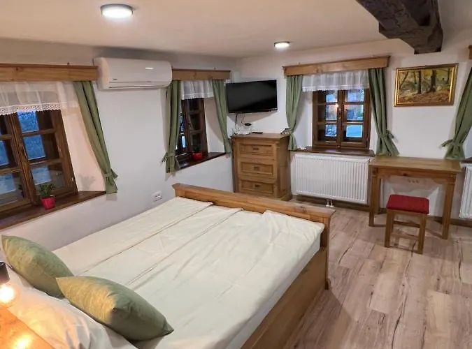 Boutique Farm Hrovat