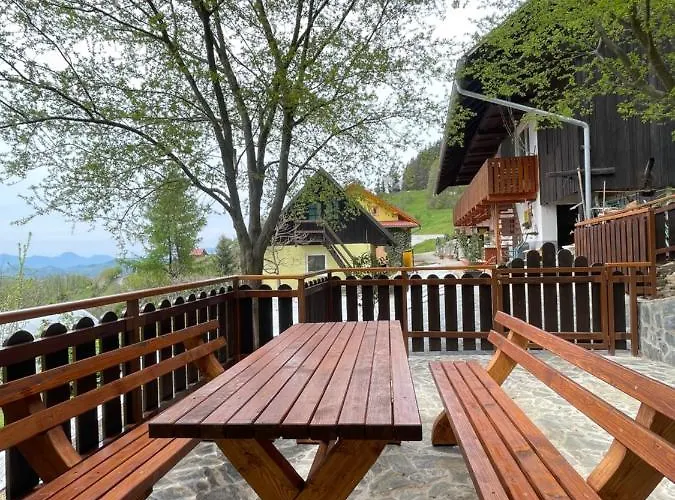 Boutique Farm Hrovat