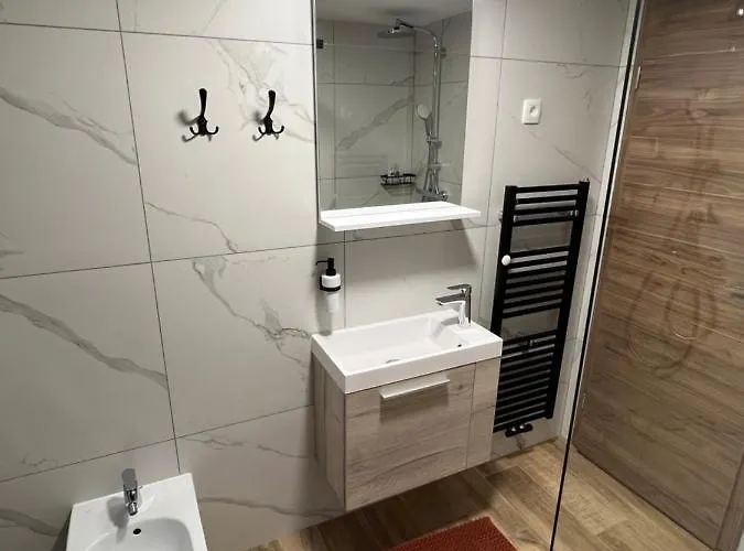 Boutique Farm Hrovat *